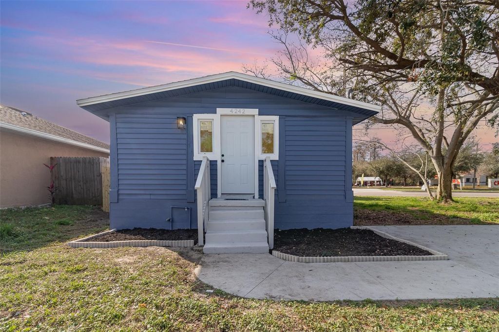 4242 RALEIGH STREET, Orlando, FL 32811
