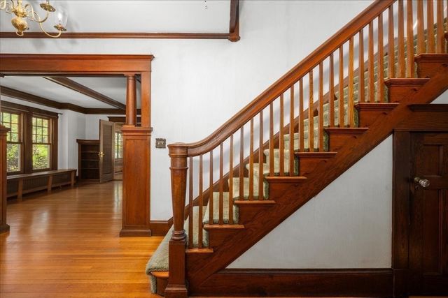 1140 Northampton St, Holyoke, MA 01040