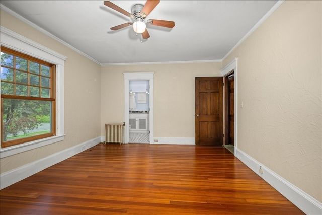 1140 Northampton St, Holyoke, MA 01040