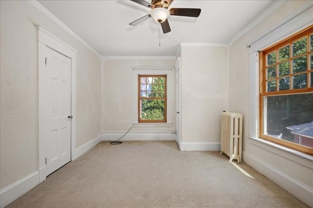 1140 Northampton St, Holyoke, MA 01040
