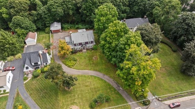 1140 Northampton St, Holyoke, MA 01040
