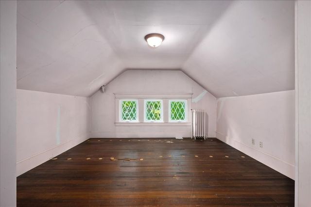1140 Northampton St, Holyoke, MA 01040