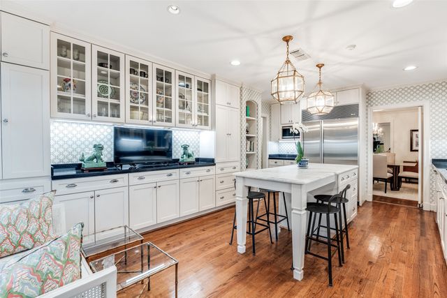 4504 Livingston Avenue, Highland Park, TX 75205