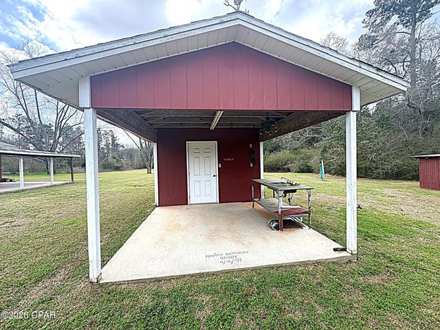 3395 Ontario Road, Marianna, FL 32448