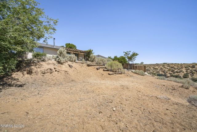 881 Amador Circle, Carson City, NV 89705