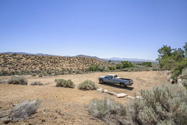 881 Amador Circle, Carson City, NV 89705