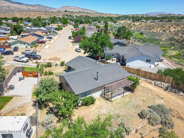 881 Amador Circle, Carson City, NV 89705