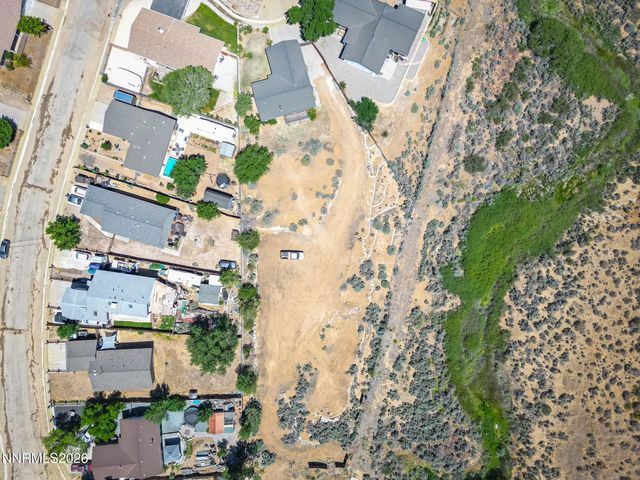 881 Amador Circle, Carson City, NV 89705