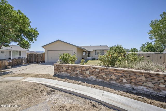 881 Amador Circle, Carson City, NV 89705