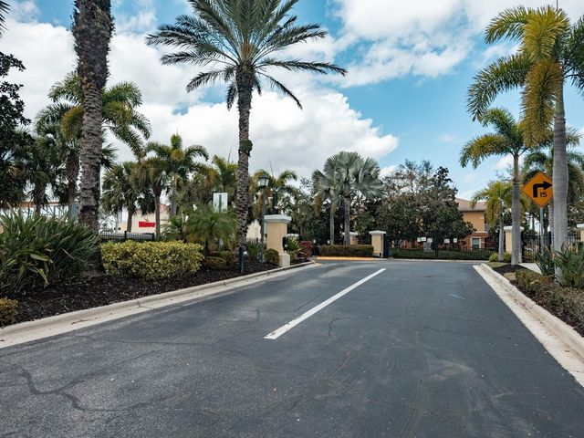 7919 LIMESTONE LANE 13-204, Sarasota, FL 34233