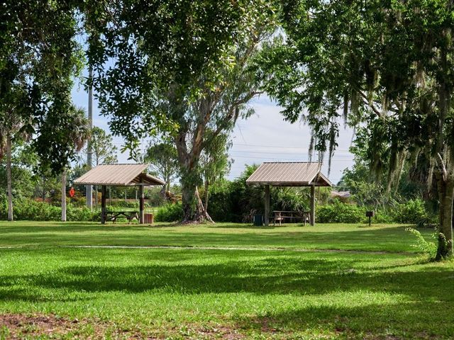 7919 LIMESTONE LANE 13-204, Sarasota, FL 34233