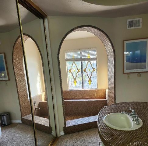 2124 Pintoresco Court, Carlsbad, CA 92009