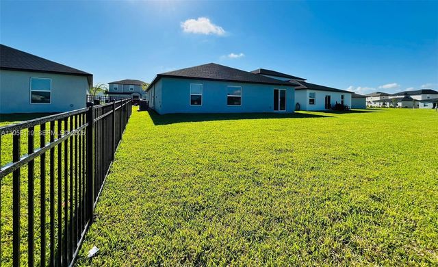 17603 Paradiso Way 17603, Other City - In The State Of Florida, FL 33917