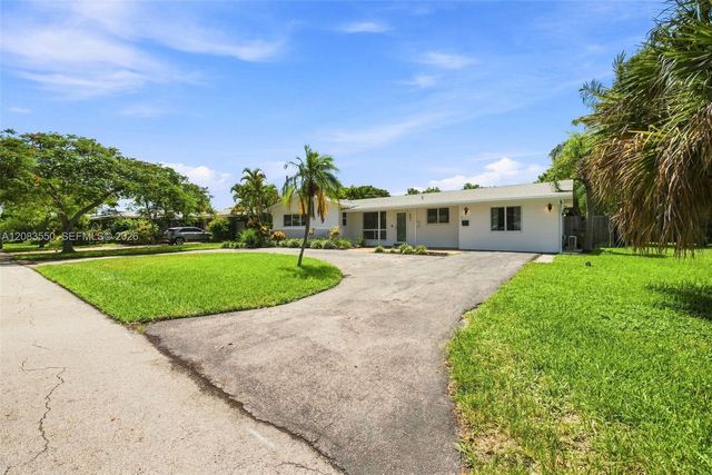 807 SE 9th Terrace, Deerfield Beach, FL 33441