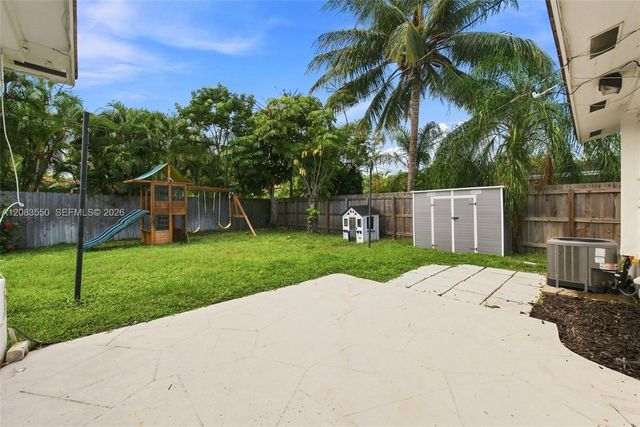 807 SE 9th Terrace, Deerfield Beach, FL 33441