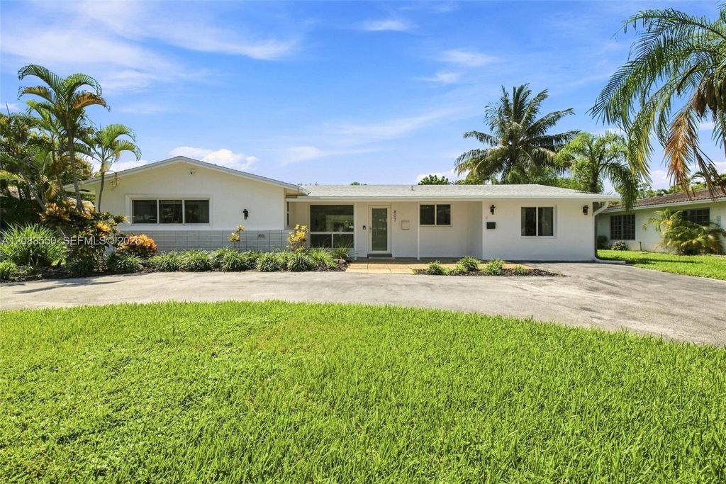 807 SE 9th Terrace, Deerfield Beach, FL 33441