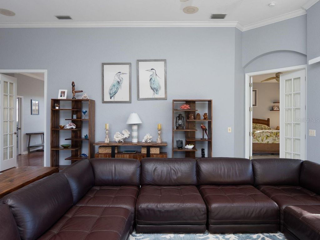 Image 17 of property listing at 25 WINDSOR DRIVE, Englewood, FL 34223