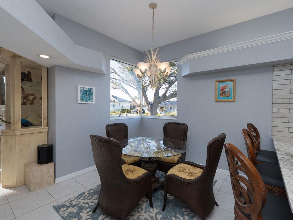 Image 4 of property listing at 25 WINDSOR DRIVE, Englewood, FL 34223