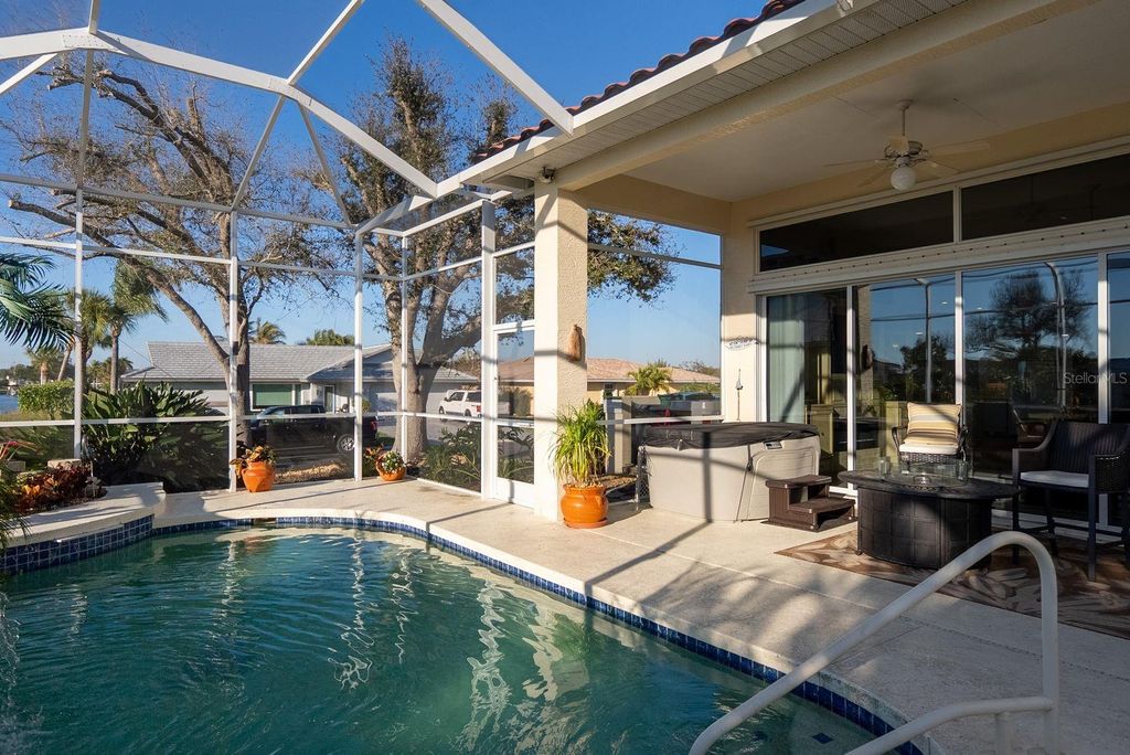 Image 42 of property listing at 25 WINDSOR DRIVE, Englewood, FL 34223