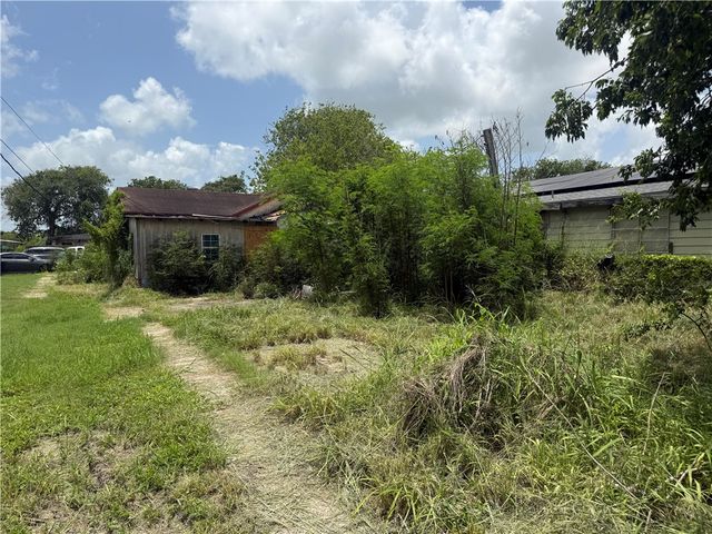 4618 Barrera Dr, Corpus Christi, TX 78416