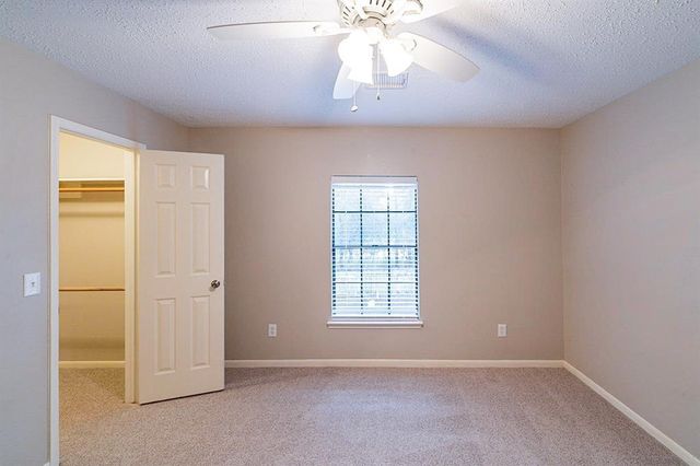 75 Breezy Point Place, The Woodlands, TX 77381