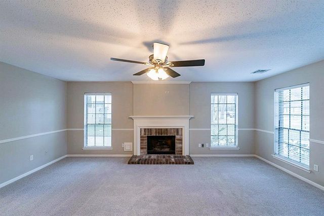 75 Breezy Point Place, The Woodlands, TX 77381