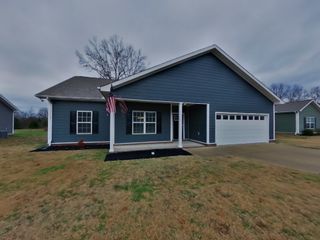 825 Ellyson Dr, Spring Hill, TN 37174