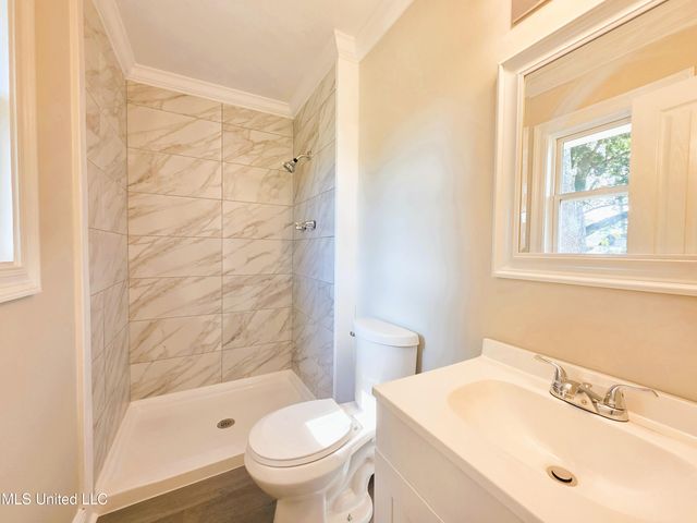 16301 Trenton Drive, Biloxi, MS 39532