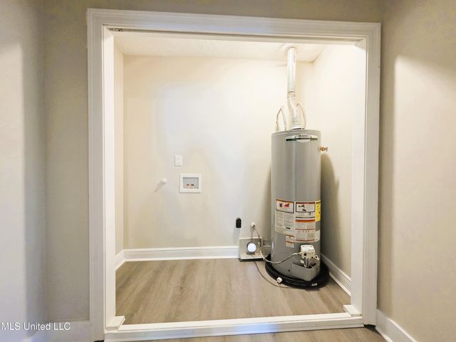 16301 Trenton Drive, Biloxi, MS 39532