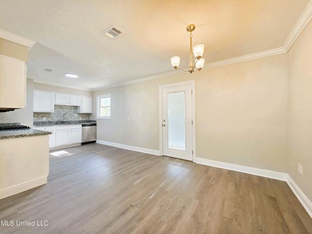 16301 Trenton Drive, Biloxi, MS 39532