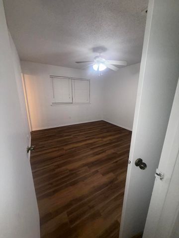 9613 Belmont Avenue, Lubbock, TX 79424