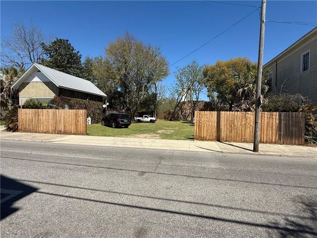 459 Dauphin Street D, Mobile, AL 36602