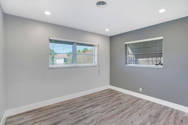 216 NE 31st Street, Boca Raton, FL 33431