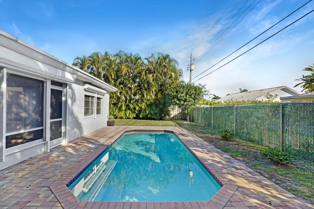 216 NE 31st Street, Boca Raton, FL 33431