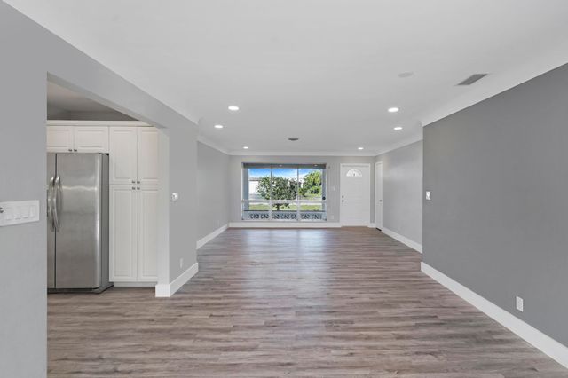 216 NE 31st Street, Boca Raton, FL 33431