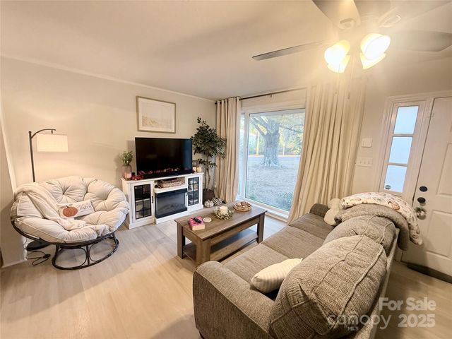 527 Katherine Avenue, Kings Mountain, NC 28086