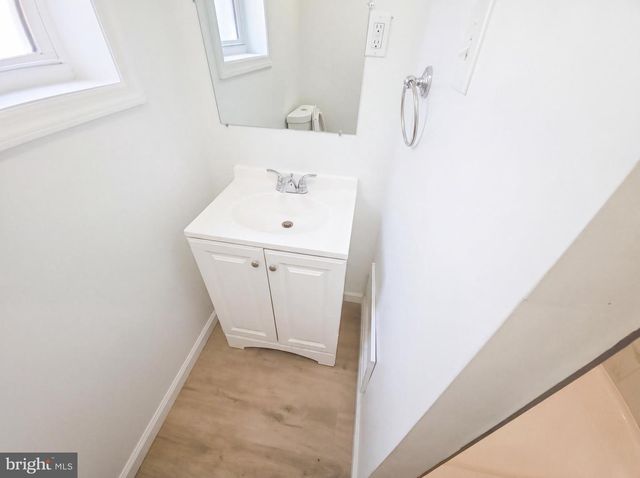 1167 LANSDOWNE AVE, Camden, NJ 08104