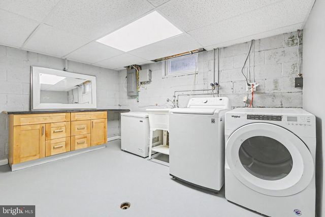 2003 DICKINSON AVE, Camp Hill, PA 17011