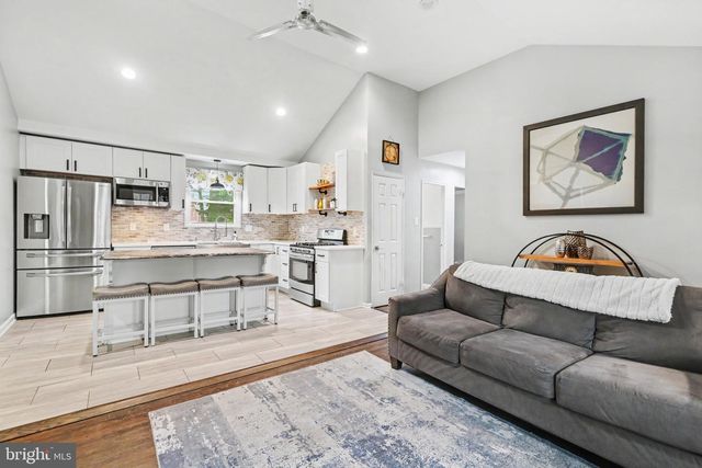 2003 DICKINSON AVE, Camp Hill, PA 17011