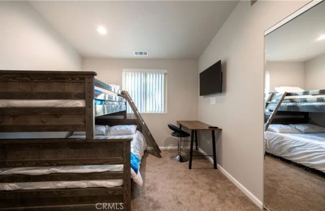 905 W Aeroplane Boulevard, Big Bear City, CA 92314