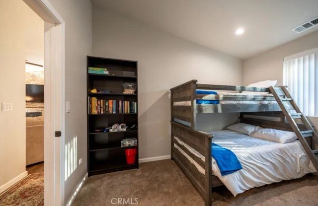 905 W Aeroplane Boulevard, Big Bear City, CA 92314