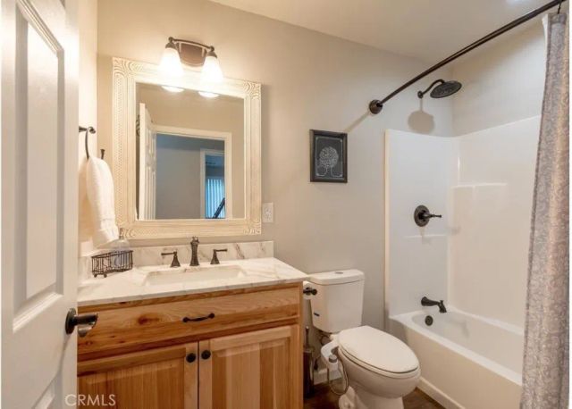 905 W Aeroplane Boulevard, Big Bear City, CA 92314