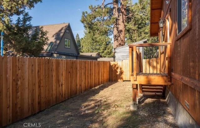 905 W Aeroplane Boulevard, Big Bear City, CA 92314