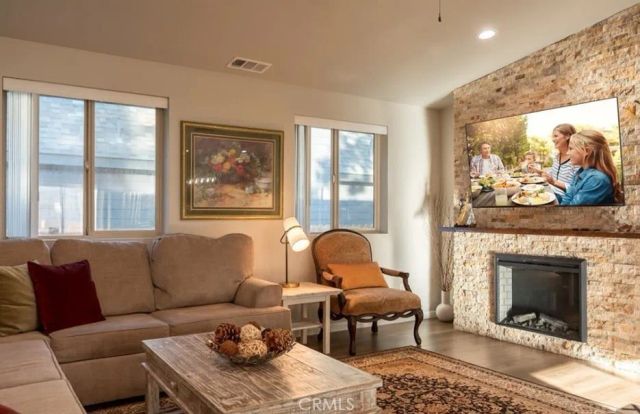 905 W Aeroplane Boulevard, Big Bear City, CA 92314