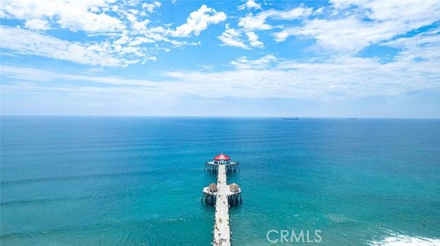 5082 Edinger Avenue, Huntington Beach, CA 92649