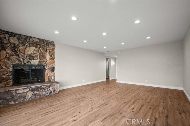 5082 Edinger Avenue, Huntington Beach, CA 92649