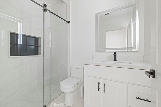 15209 Cohasset, Van Nuys, CA 91405