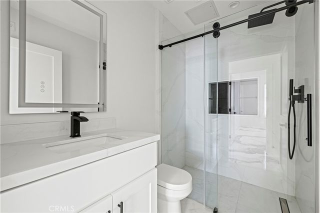 15209 Cohasset, Van Nuys, CA 91405