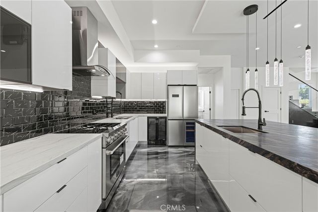15209 Cohasset, Van Nuys, CA 91405