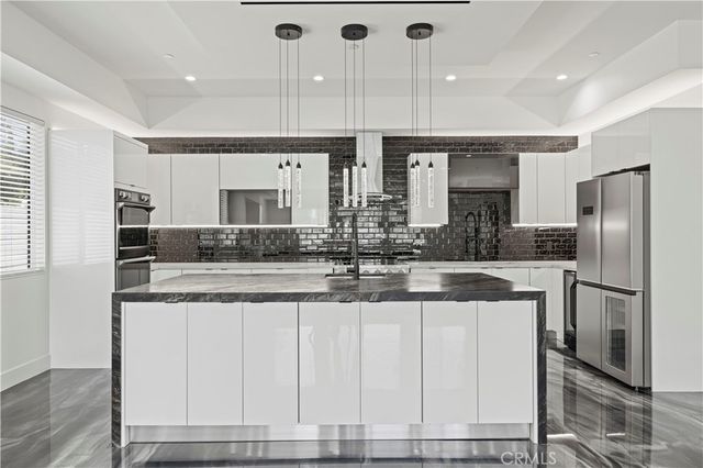 15209 Cohasset, Van Nuys, CA 91405